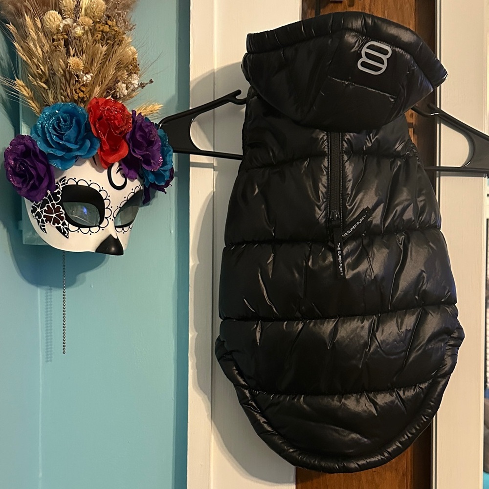 Aritzia The Super Ruff Puff- Hi-Gloss. Black Dog Puffer Jacket